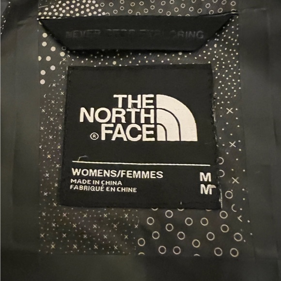 Women’s Lightweight North Face Rain Coat - Size M - Picture 7 of 9